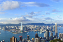 Quang cảnh đường chân trời Hồng Kông nhìn từ Núi Thái Bình (Victoria Peak) hôm 08/09/2017. (Ảnh: Anthony Wallace/AFP/Getty Images)