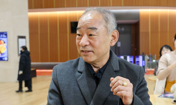 Giáo sư Nam Hàn: ‘Shen Yun là ngọn đuốc mang đến hòa bình cho mọi người’