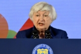 Bộ trưởng Ngân khố Hoa Kỳ Janet Yellen nói chuyện trong một cuộc họp báo khi các nhà lãnh đạo tài chính G20 tập trung ở ngoại ô thành phố Bengaluru, Ấn Độ, hôm 23/02/2023. (Ảnh: Samuel Rajkumar/Reuters)