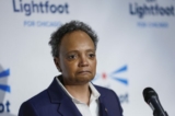 Thị trưởng Chicago Lori Lightfoot trình bày tại một cuộc tập hợp đêm bầu cử tại Hội đồng Thợ mộc Khu vực Trung Mỹ ở Chicago hôm 28/02/2023. (Ảnh: Kamil Krzaczynski/Getty Images)