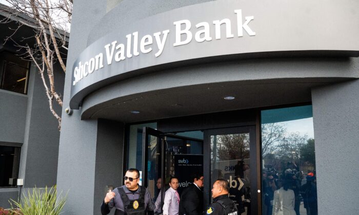 Hiệp hội ngân hàng cho biết các ngân hàng nhỏ vẫn hoạt động tốt dù SVB sụp đổ
