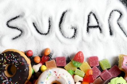 7 mối đe dọa tim mạch của đường và 8 cách giúp giảm lượng đường tiêu thụ