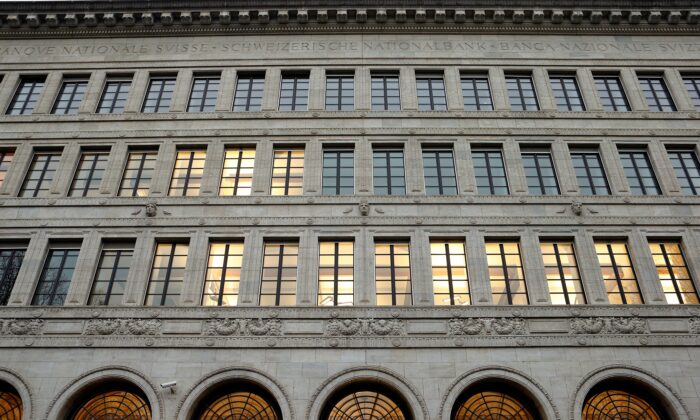 Ngân hàng Quốc gia Thụy Sĩ (SNB) tại Zurich vào ngày 31/10/2013. (Ảnh: Arnd Wiegmann/Reuters)