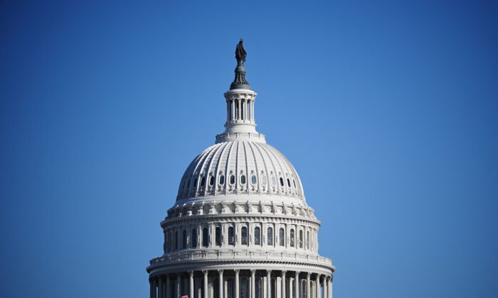 Thượng viện Hoa Kỳ bỏ phiếu chấm dứt tình trạng khẩn cấp quốc gia do COVID, gửi dự luật tới bàn làm việc của TT Biden