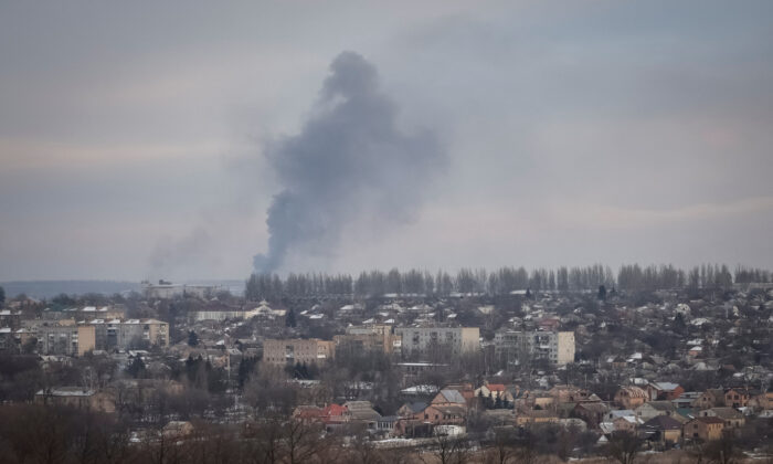 Nga tuyên bố đã bao vây Bakhmut, Kyiv gọi tình hình là ‘vô cùng căng thẳng’