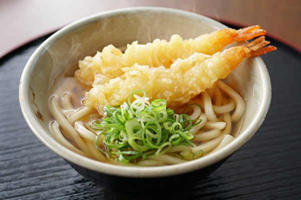 Mì Udon Tempura. (Ảnh: Shutterstock)