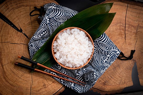 “Cơm” được nấu bằng hạt Konjac của Nhật. (Ảnh: Shutterstock)
