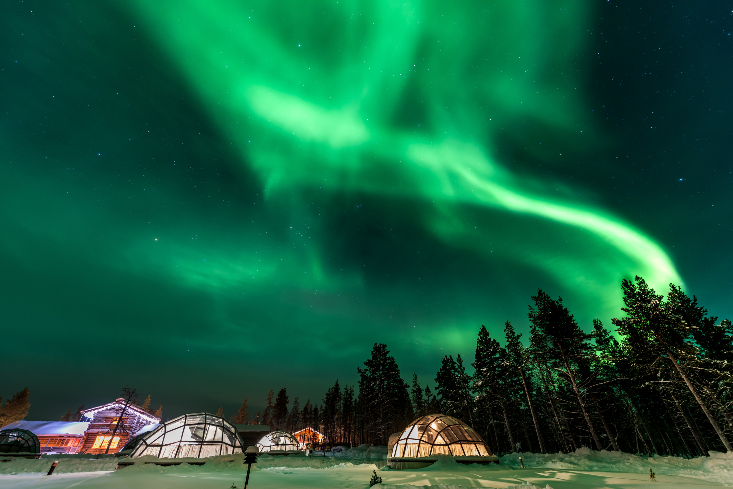 Cực quang tuyệt đẹp trên bầu trời Phần Lan. (Ảnh: Shutterstock)