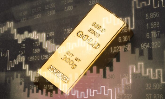 Tại sao giá vàng biến động?