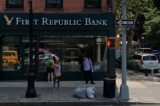 Một bức ảnh tư liệu cho thấy một địa điểm của ngân hàng First Republic Bank ở thành phố New York. (Ảnh: Chế độ xem đường phố của Google)
