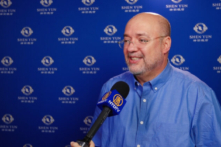 Giám đốc công nghệ: Shen Yun đánh thức nội tâm của chúng ta