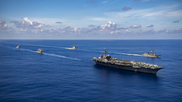 Nhóm hàng không mẫu hạm Hoa Kỳ ở Biển Philippine hôm 19/09/2021. (Ảnh: Ảnh của Hải quân Hoa Kỳ do Chuyên gia Truyền thông Đại chúng Hạng 2 Haydn N. Smith thực hiện)