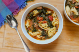 Sau khi thưởng thức món súp tortellini này, gần như bạn sẽ mãi nghĩ về những món ăn xoa dịu tâm trạng (comfort food) trong một thời gian dài. (Ảnh: Jacqui Wedewer/The Daily Meal)