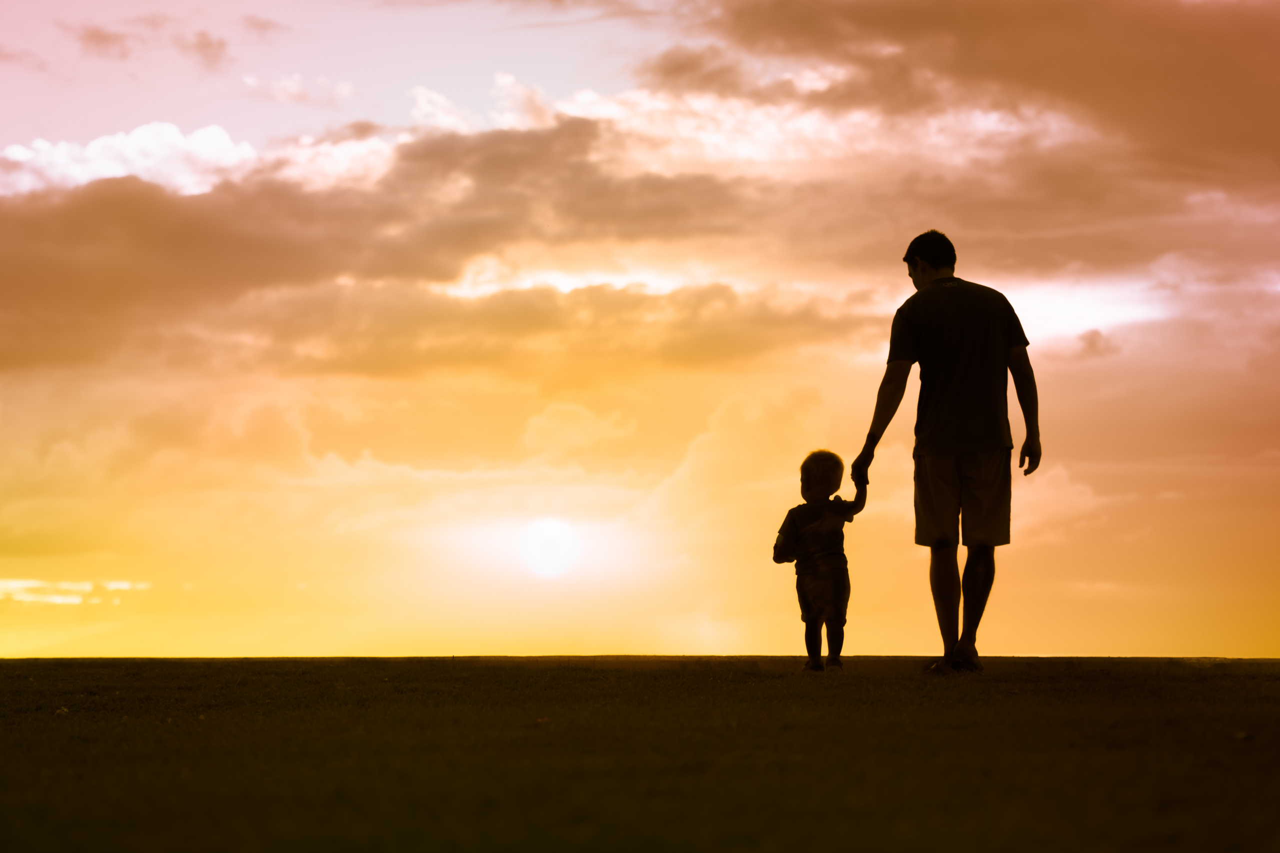 Khiến con ngoan ngoãn nghe lời không phải là điều dễ dàng đối với các bậc cha mẹ. (Ảnh: Shutterstock)