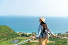 Một chuyên gia đã chia sẻ bí quyết khi đi du lịch một mình. (Ảnh: Shutterstock)