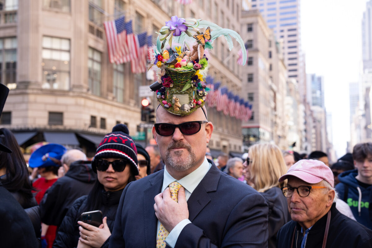 10.Diễn hành Lễ Phục Sinh và Lễ hội Bonnet ở thành phố New York hôm 09/04/2023. (Ảnh: Larry Dye/The Epoch Times)