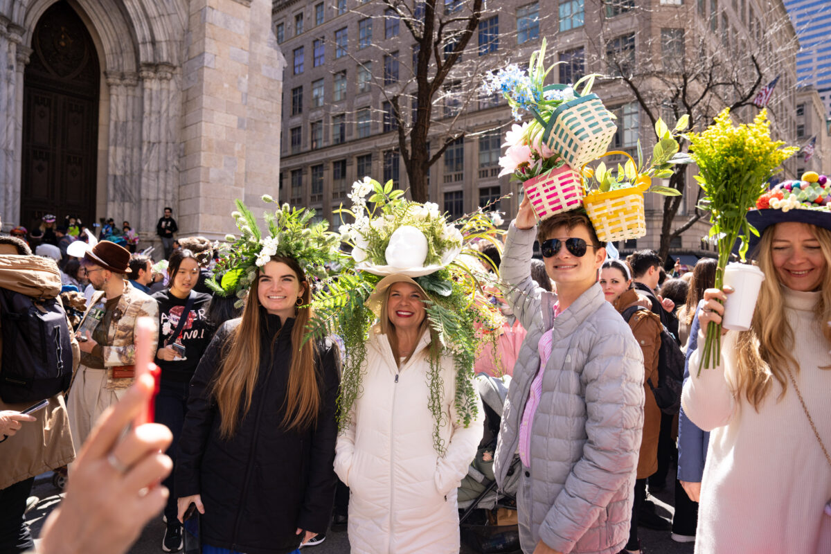 21.Diễn hành Lễ Phục Sinh và Lễ hội Bonnet ở thành phố New York hôm 09/04/2023. (Ảnh: Larry Dye/The Epoch Times)