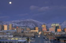 Đường chân trời của Thành phố Salt Lake được chụp tại Thành phố Salt Lake, Utah, vào ngày 18/02/2002. (Ảnh: Brian Bahr/Getty Images)