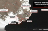Hình ảnh vệ tinh với các ô vuông chú thích cho thấy các khu vực sẽ được phát triển tại trạm mới đang thi công của Trung Quốc, trên Đảo Inexpressible, Nam Cực, hôm 02/01/2023. (Ảnh: Trung tâm Nghiên cứu Chiến lược và Quốc tế (CSIS)/Hidden Reach/Maxar Technologies 2023/Phát hành qua Reuters)