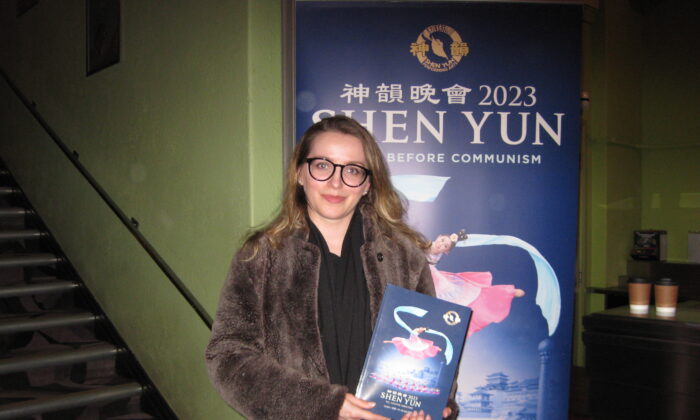 Luật sư nhân quyền: Shen Yun tiết lộ những góc khuất ở Trung Quốc