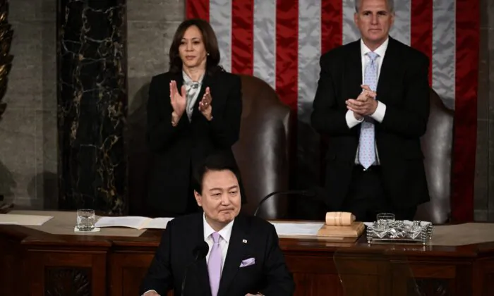 Tổng thống Nam Hàn ca ngợi cam kết của Hoa Kỳ trong bài diễn văn trước Quốc hội