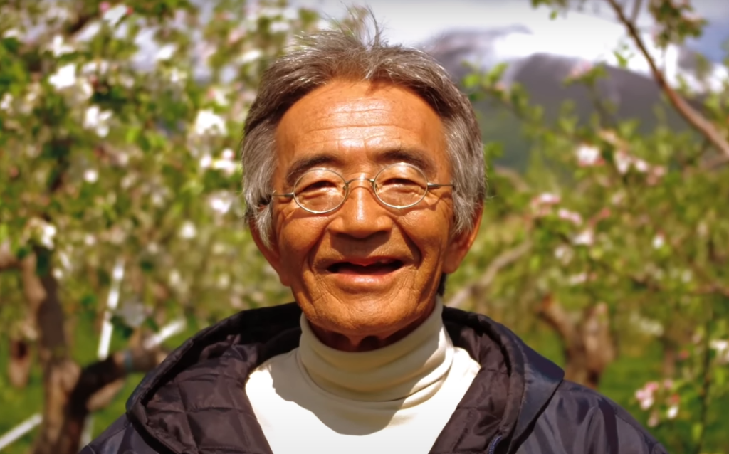 Ông Kimura Akinori là một nông dân trồng cây ăn trái bình thường. (Ảnh chụp màn hình video Bí ẩn chưa có lời giải)