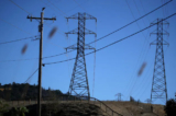Quang cảnh đường dây điện ở Santa Rosa, California, vào ngày 20/11/2019. (Ảnh: Justin Sullivan/Getty Images)