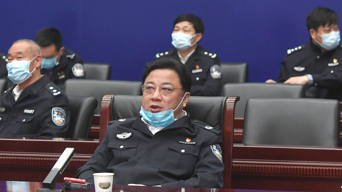 Ông Tôn Lập Quân, một thứ trưởng Bộ Công an đương thời, tham dự một cuộc họp ở Vũ Hán, tỉnh Hồ Bắc, miền trung Trung Quốc, hôm 07/04/2020. (Ảnh: Chinatopix qua AP)