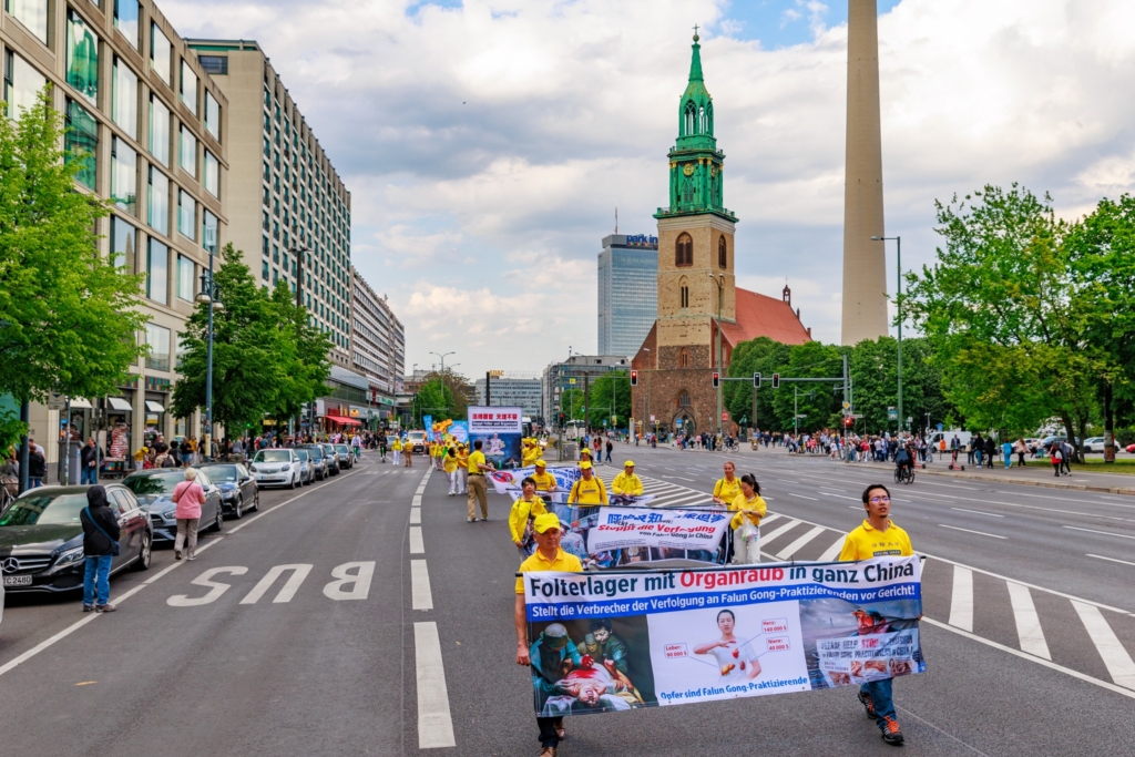 Lễ kỷ niệm Ngày Pháp Luân Đại Pháp Thế Giới tại Berlin, Đức