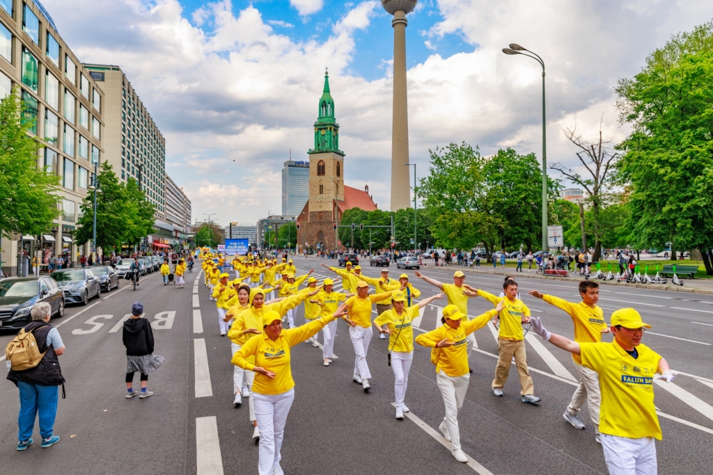 Lễ kỷ niệm Ngày Pháp Luân Đại Pháp Thế Giới tại Berlin, Đức