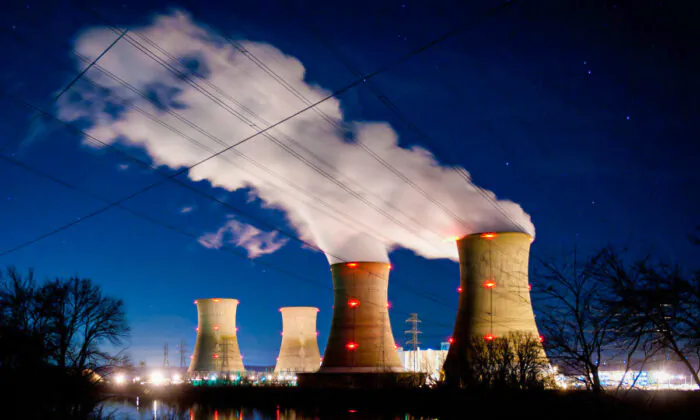 BÀI VIẾT CHUYÊN SÂU: Năng lượng hạt nhân kết hợp với năng lượng tái tạo — một ‘lưới điện cân bằng tốt’