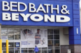 Khách hàng mua sắm tại cửa hàng Bed Bath & Beyond ở Forest Park, Illinois, hôm 05/01/2023. (Ảnh: Scott Olson/Getty Images)