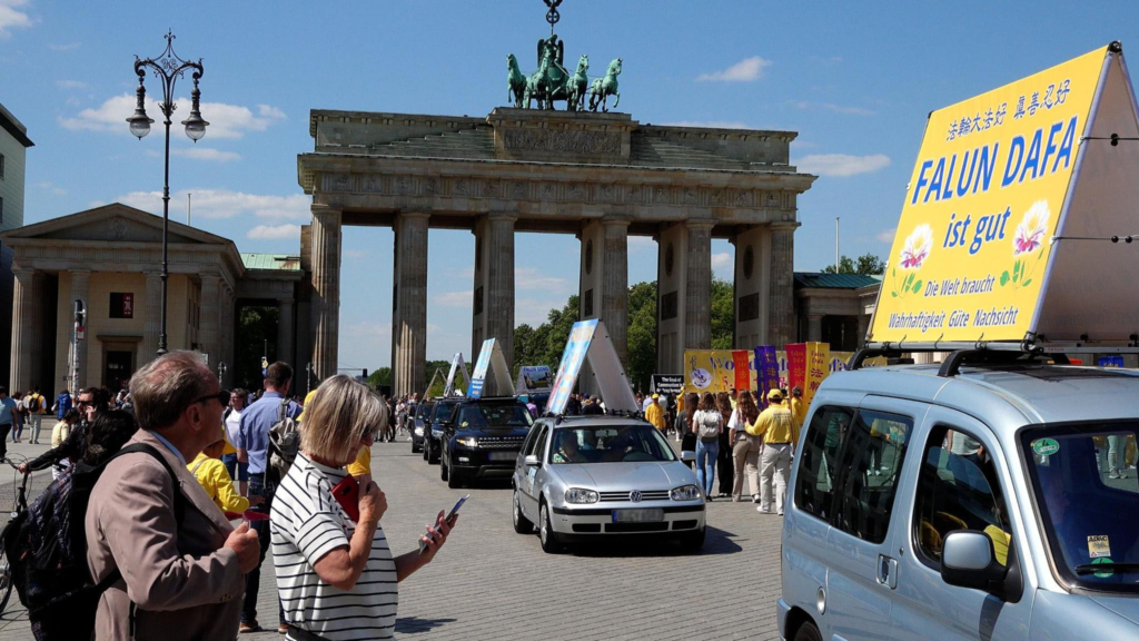 Lễ kỷ niệm Ngày Pháp Luân Đại Pháp Thế Giới tại Berlin, Đức