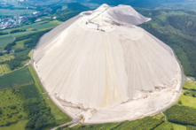 Ngọn núi muối ở miền trung nước Đức mang tên Monte Kali là ngọn núi muối lớn nhất trên thế giới. (Ảnh: Shutterstock)