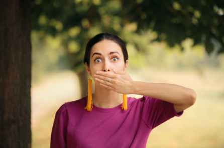 Nấc cụt do đâu? Làm sao hết nấc cụt?