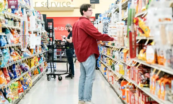 Khảo sát: Tâm lý người tiêu dùng Mỹ chạm mức thấp nhất trong 6 tháng vào tháng 05/2023