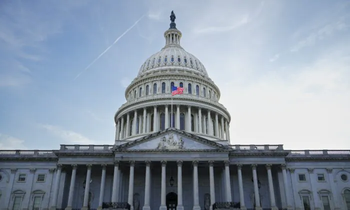 Hạ viện Hoa Kỳ đồng loạt thông qua dự luật hạn chế quyền truy cập của chính phủ liên bang vào dữ liệu điện thoại, thư điện tử