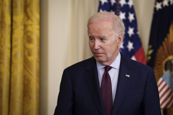 Tổng thống Joe Biden nói chuyện trong một sự kiện kỷ niệm Tháng Di Sản của người Mỹ gốc Do Thái tại Tòa Bạch Ốc ở Hoa Thịnh Đốn, hôm 16/05/2023. (Ảnh: Madalina Vasiliu/The Epoch Times)