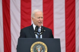 Tổng thống Joe Biden diễn thuyết trong Lễ kỷ niệm Ngày lễ Chiến sĩ Trận vong Quốc gia lần thứ 155 tại Nghĩa trang Quốc gia Arlington ở Arlington, Virginia, hôm 29/05/2023. (Ảnh: Mandel Ngan/AFP qua Getty Images)