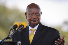 Tổng thống Uganda Yoweri Museveni có bài diễn văn trong lễ nhậm chức nhiệm kỳ thứ sáu của mình tại Khu nghi lễ Kololo ở Kampala, Uganda, vào ngày 12/05/2021. (Ảnh: Badru Katumba/AFP qua Getty Images)