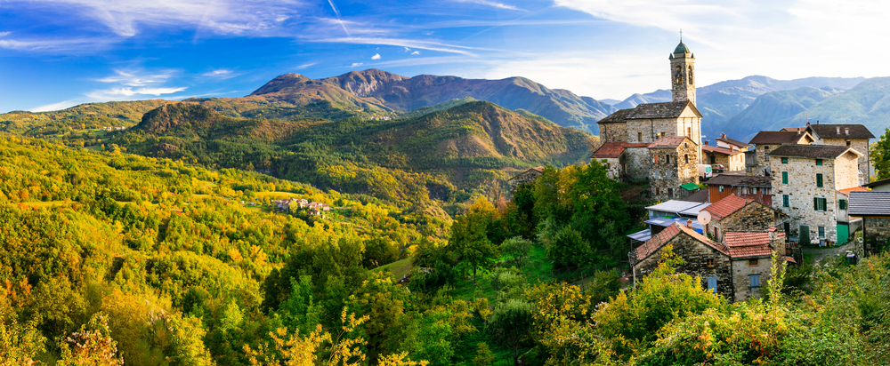 Vùng Emilia-Romagna có nhiều thành phố nổi tiếng về ẩm thực được kết nối với nhau nhờ cây cầu Via Emilia do người La Mã xây dựng. (Ảnh: leoks/Shutterstock)