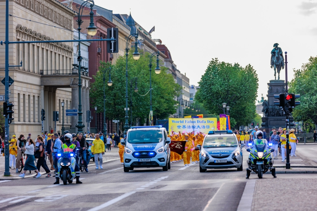 Lễ kỷ niệm Ngày Pháp Luân Đại Pháp Thế Giới tại Berlin, Đức