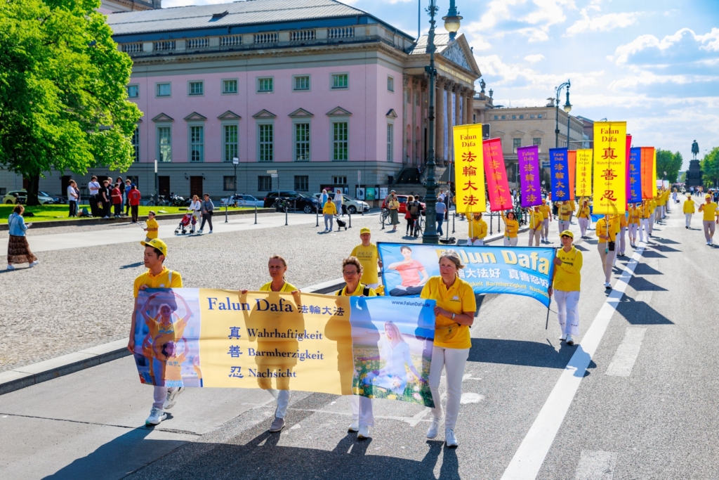 Lễ kỷ niệm Ngày Pháp Luân Đại Pháp Thế Giới tại Berlin, Đức