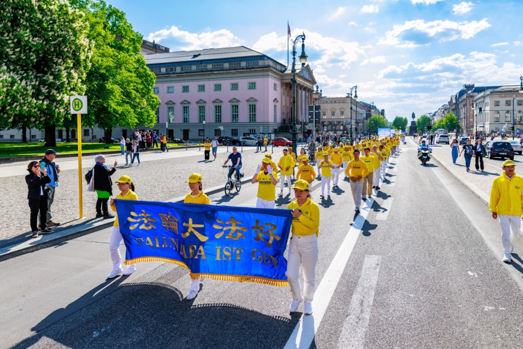 Lễ kỷ niệm Ngày Pháp Luân Đại Pháp Thế Giới tại Berlin, Đức