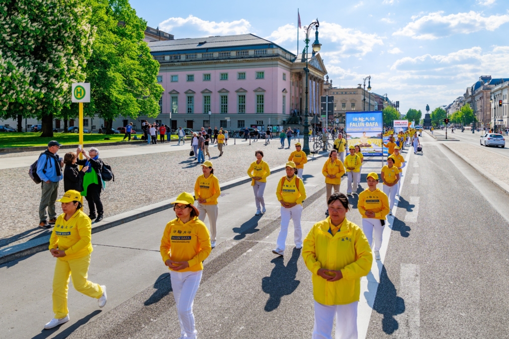 Lễ kỷ niệm Ngày Pháp Luân Đại Pháp Thế Giới tại Berlin, Đức