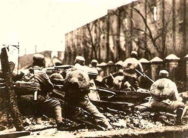 Đầu năm 1932, “Sự kiện ngày 28/01” bùng nổ, quân đội Nhật Bản xâm lược Thượng Hải, Đội quân Đường 19 của Quân đội Cách mạng Quốc dân đã anh dũng chiến đấu chống lại quân địch. (Ảnh: Tài sản công)