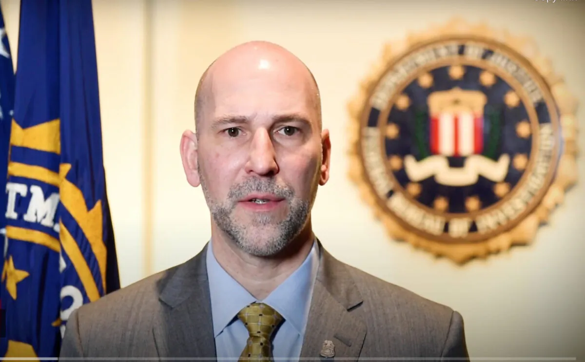 Trợ lý Giám đốc Văn phòng Địa phương FBI tại Hoa Thịnh Đốn Steven M. D’Antuono trong một bức ảnh tư liệu chụp từ video. (Ảnh: FBI qua The Epoch Times)