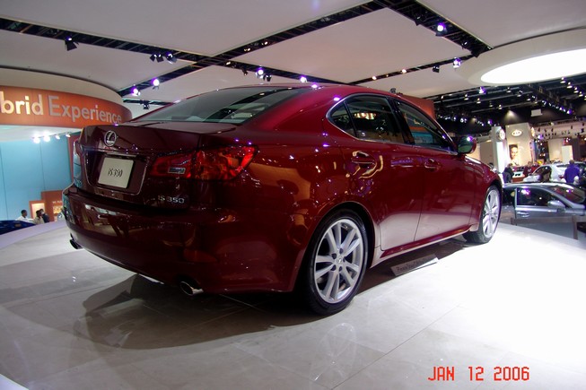 Lexus IS 350. (Ảnh: Epoch Times)