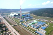 Việt Nam: Miền Bắc tiếp tục thiếu điện, sông Đà cạn trơ đáy