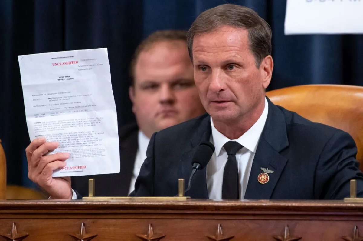 Dân biểu Chris Stewart (Cộng Hòa-Utah) tại Hoa Thịnh Đốn vào ngày 13/11/2019. (Ảnh: Saul Loeb/Pool/Getty Images)